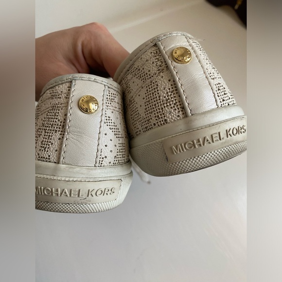 MK tennis shoes - Picture 6 of 6